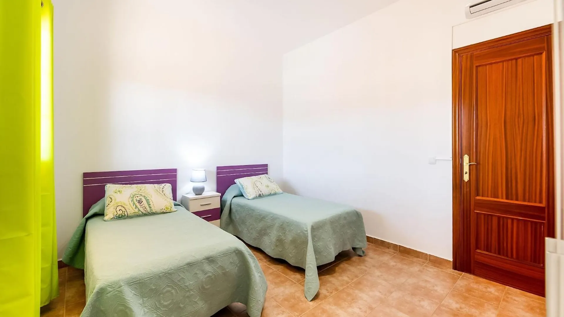 Belvilla By Oyo Chalet En Tuineje Para 6 Personas, Cleaning Included 0*,