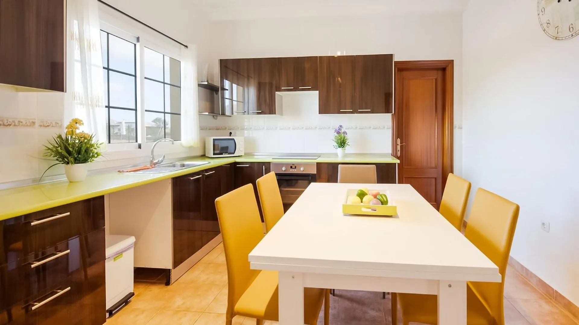 Belvilla By Oyo Chalet En Tuineje Para 6 Personas, Cleaning Included 0*,