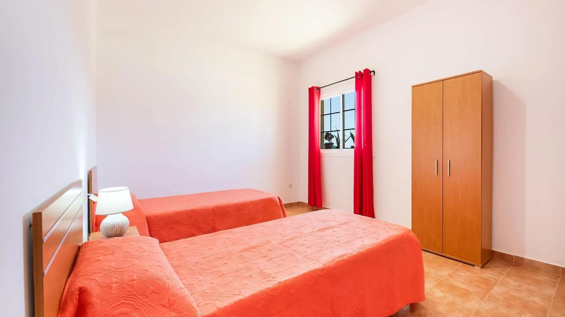 Belvilla By Oyo Chalet En Tuineje Para 6 Personas, Cleaning Included